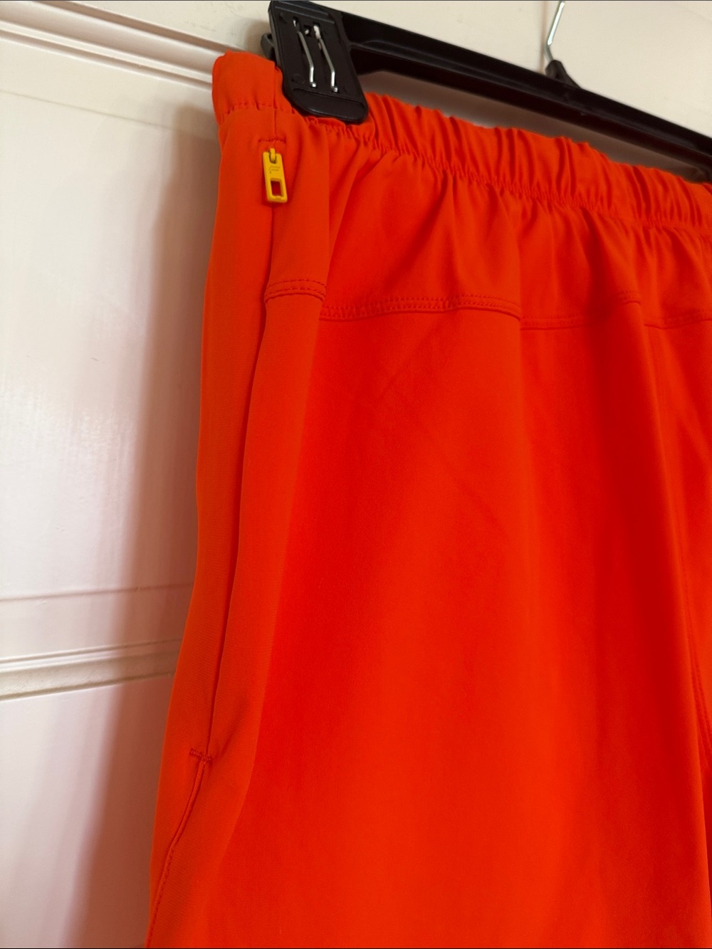 Fabletics Men's “5inch One Short” lined Shorts in Orange with Yellow Drawstring - Picture 3 of 5